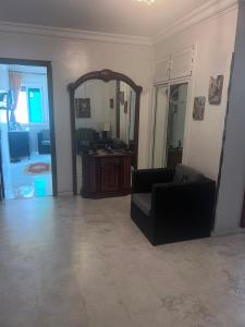 Spacious appartement overlooking the boulevard