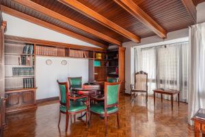 Villa Bella - Exclusive Roses Retreat
