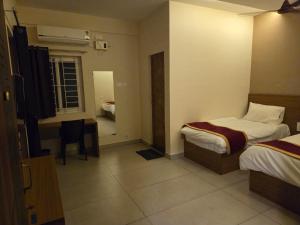 Sri Murari Dine & Stay Udumalpet