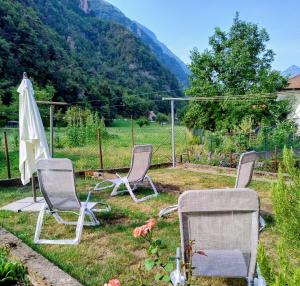 lake idro castle view
