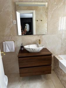 SARITA Suites