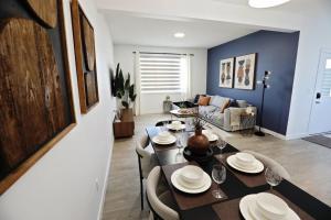 Kinglet 4BR Getaway AC Garage Near WEM Disney