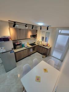 Very warm well furnished apartment
