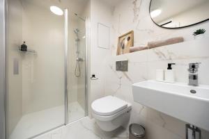 Luxury Vydrica Studio - Walk to Old Town, Danube and Castle