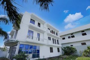 SPOT ON by OYO PRIYANSHU RESIDENCY & PARI INN GUEST HOUSE & STAY HOME