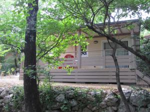 Campings Camping Chalets Les Chenes Verts : photos des chambres
