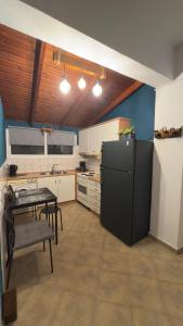 Konstantina- Studio near Athens Airport