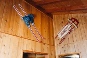 Sierra Pines Chalet Near Ski Slopes and Hiking,Biking Trails