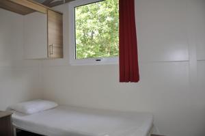 Campings Camping Chalets Les Chenes Verts : photos des chambres