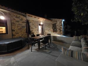 Cretan Philosophy, Relaxury Country Living