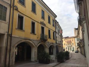 Pension B&B Via Garibaldi Lonigo Italien