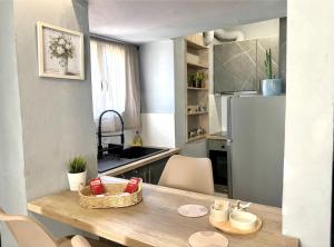 Modern Greek Apartment 2nd Floor