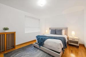 Stylish 3BR Urban Retreat near Christie sleeps 6 TO