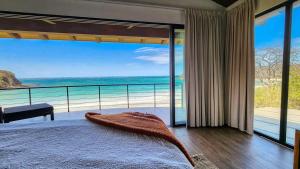 Villa Royal Luxury Beachfront Villa Pool,Gym,WIFI