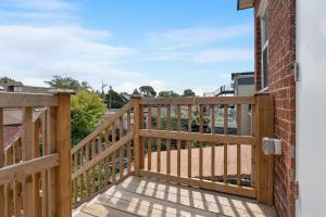 TO Chic 3BR Ossington Hub Near Subway & Shops