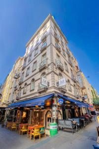 Mirrors Hotel İstanbul Taksim City Center