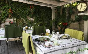 Centre-Ville Guest House