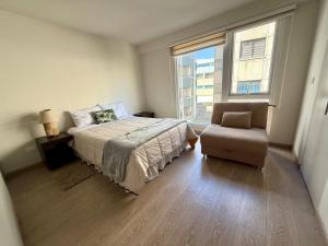 Spacious 2-Bedroom Apartment in Obrajes