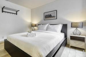 Le Chic Cabriolet Cozy Ski Condo 300m to Lifts