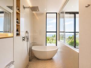 4BR Coastal Luxe Retreat in Nusa Dua