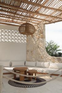 Maison Kala - Elegant Stay in Seseh, 3 Min to Beach