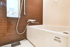 YXD502 , Top Floor with Bunk Beds , Local Tokyo Experience