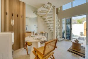 Casa Sol & Luna 1BR Escape in Nyang Nyang, Uluwatu