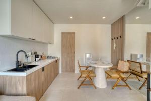 Casa Sol & Luna 1BR Escape in Nyang Nyang, Uluwatu