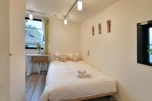 YXD201 Tokyo Downtown Room, Private Kitchen & Bath