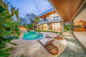 Secret Palm - Spacious 4BR Villa in Balangan, Uluwatu