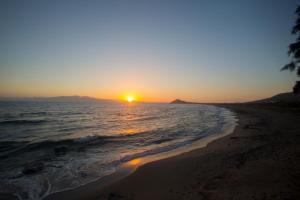 Akti Kastraki Beach Naxos Greece