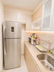 Newtown 8 Boulevard, Full Sea View, 1 Bedroom & Kitchen, Full Options, Mactan Newtown
