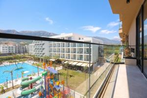 Sea Side Palm Modern Suites - Happy Rentals