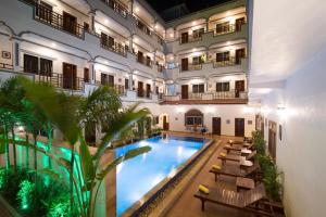 Golden Bakong Boutique