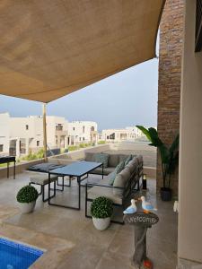 Sifah Beachfront 613B