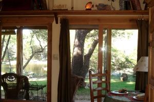 Pet-Friendly Cabin Rental with Creekside Views near Bandera, Texas