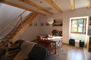 Holiday Home Kuca na Moru 