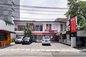 RedDoorz Plus near Cilandak Town Square 2