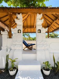 The Hidden Escapes Amed- 2BR Beachfront Villa with Direct Beach Access