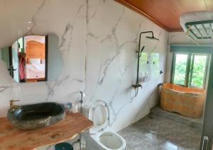 A Thía homestay