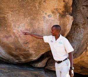 Ai Aiba - The Rock Painting Lodge