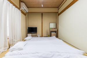 Near KIX Free Parking House Up to 12