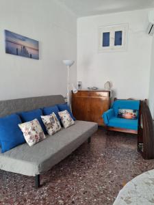 Cycladic house White and Blue in Kato Chora