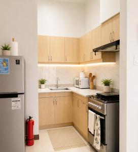 Verdon Parc Penthouse 2BR with 2 balconies Pool, seaview, amenities and Davao city view
