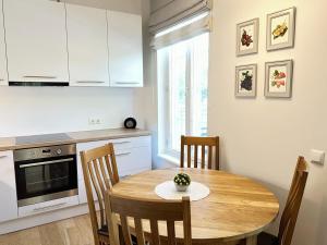 Koidula Villa - Spacios 1-Bedroom Apartment, Free Parking & Self Check-in