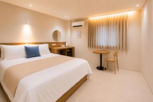 Bluedot Hotel