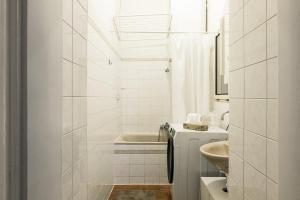 Spacious and Relaxed 2BR Ap for Friends and Families