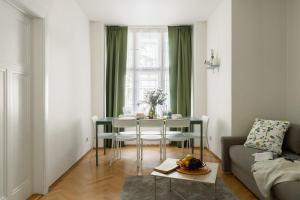 Spacious and Relaxed 2BR Ap for Friends and Families