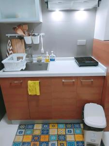 Camp CJ Studio Near BGC, MRT Boni FREE Pool Gym