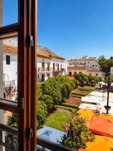 Plaza de Los Naranjos Old Town Marbella - EaW Homes